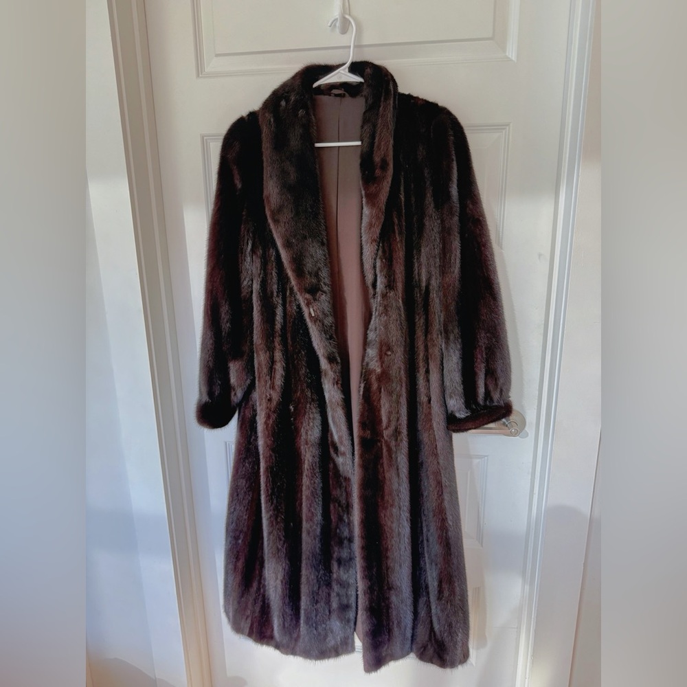 Vintage Mink Fur Coat – Brown – Full Length – Classic Fit
